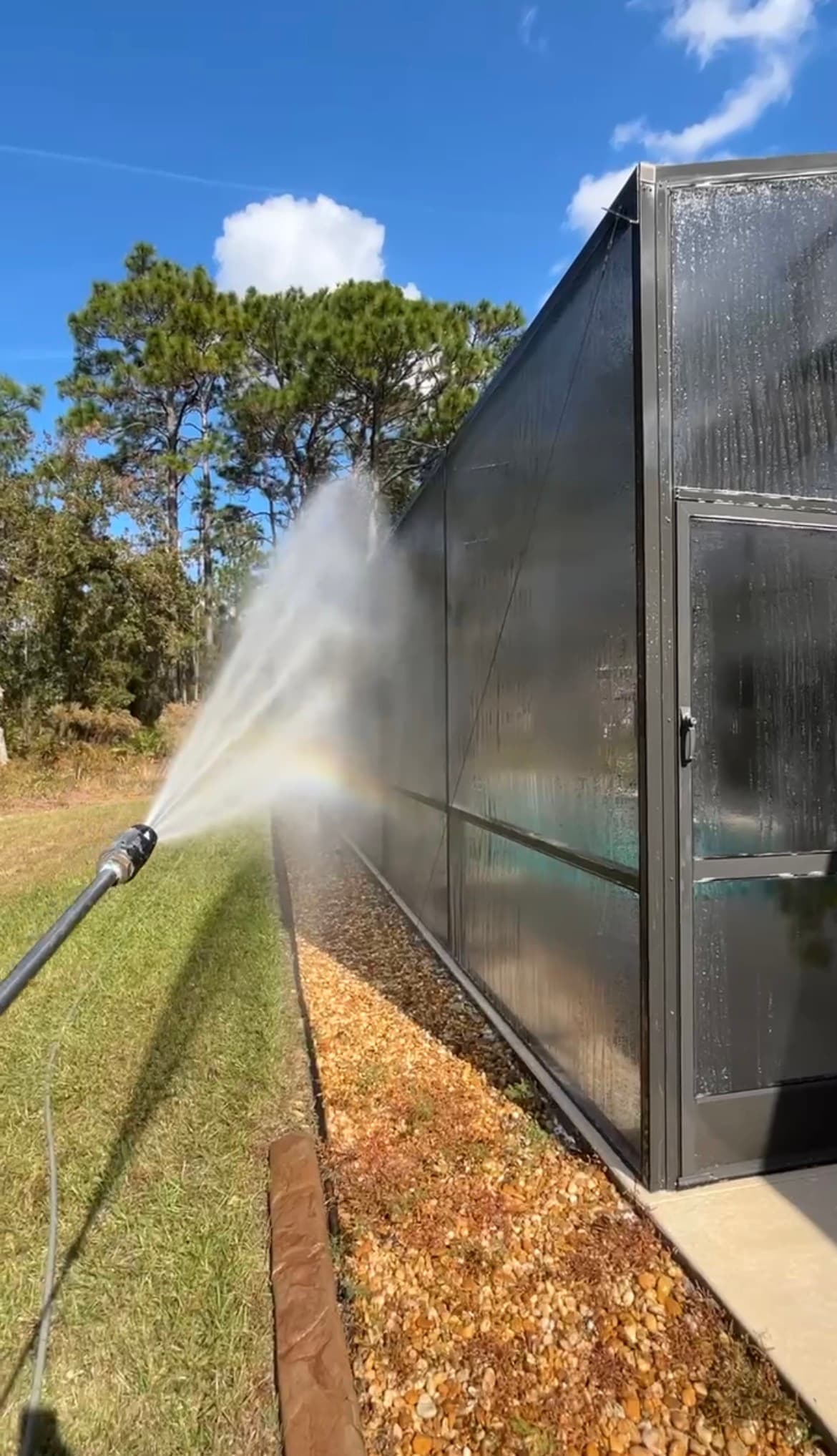 Pool Cage & Screen Cleaning